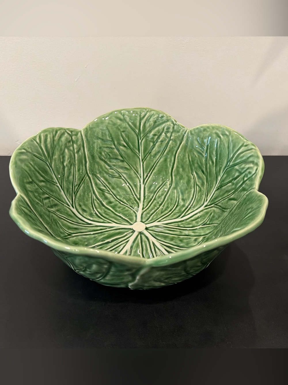 Bordallo Pinheiro Portugal Cabbage Green 11” Large Salad Serving Bowl